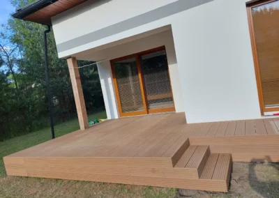 TARAS WYKONANY Z DESKI KOMOROWEJ JAF GARDIN PLUS KOLOR TEAK