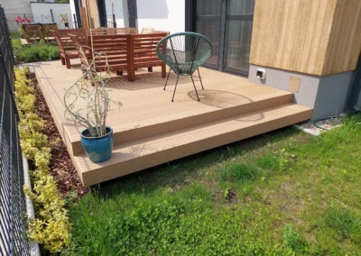 TARAS WYKONANY Z DESKI KOMOROWEJ JAF GARDIN PLUS KOLOR TEAK