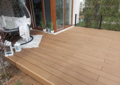 TARAS WYKONANY Z DESKI KOMOROWEJ JAF GARDIN NATUR KOLOR PIASKOWY TEAK