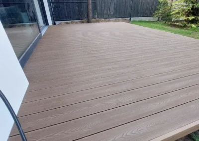 TARAS WYKONANY Z DESKI KOMOROWEJ JAF GARDIN NATUR PIASKOWY TEAK
